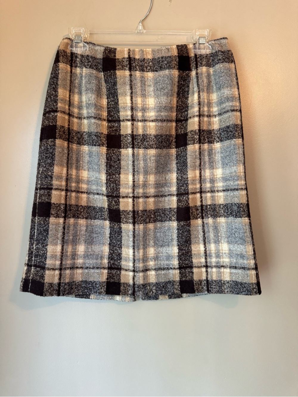 Talbots Black, Cream & Gray Plaid A-Line Skirt